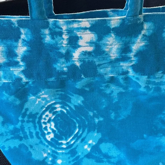 Blue Tie-Dye Tote Bag Cute With Zippered Pocket Inside Nice❤️ - Picture 3 of 7